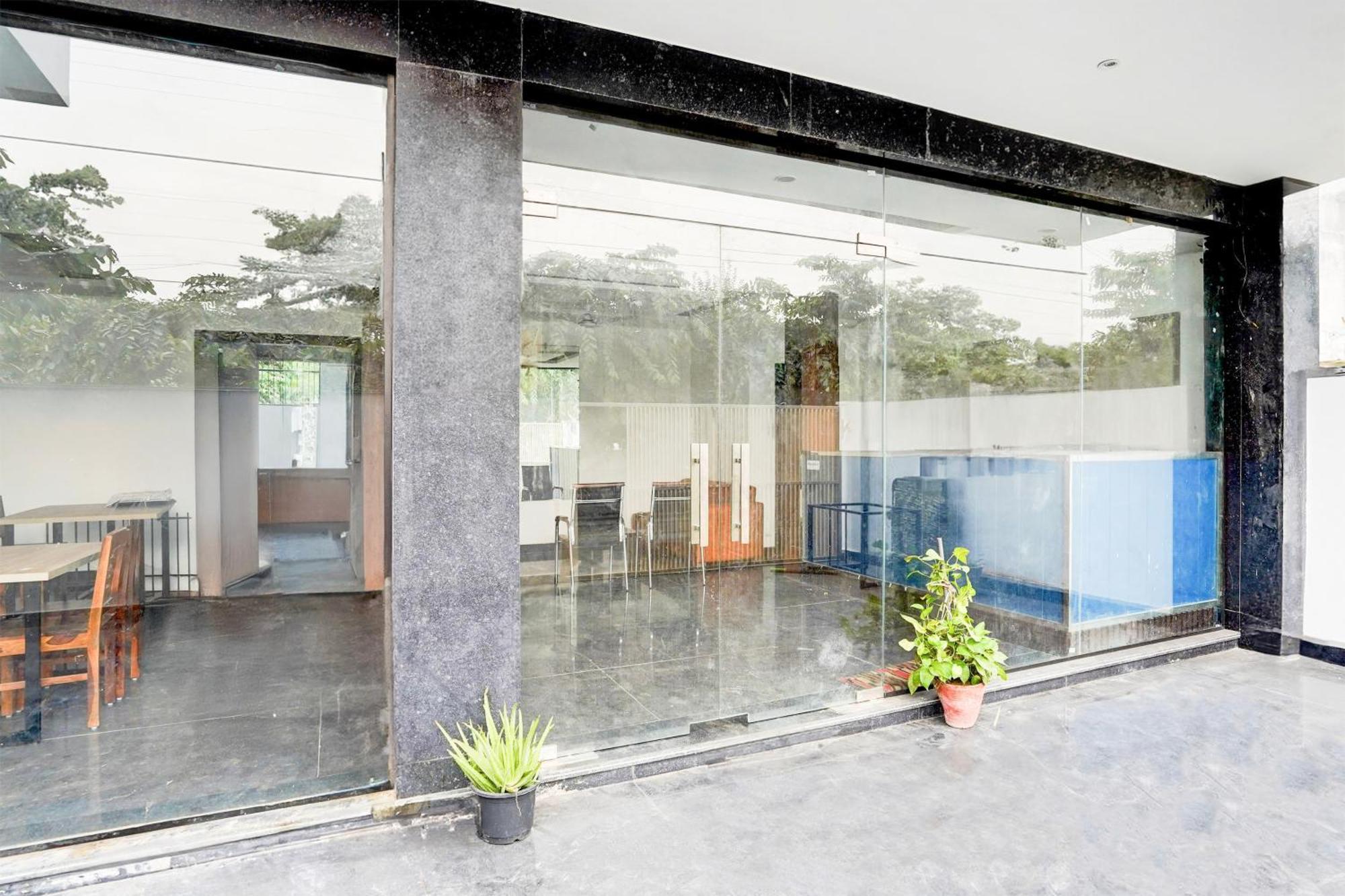 Hotel Super Collection O 63 A Noida Zewnętrze zdjęcie