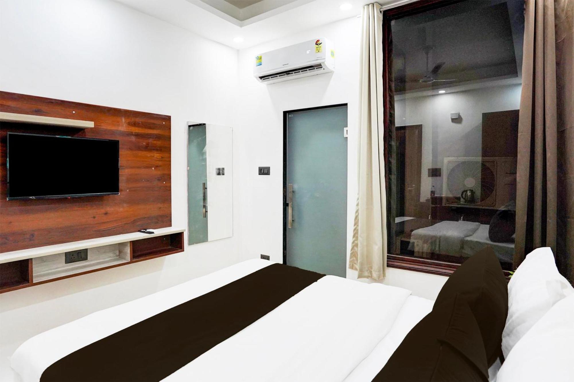 Hotel Super Collection O 63 A Noida Zewnętrze zdjęcie