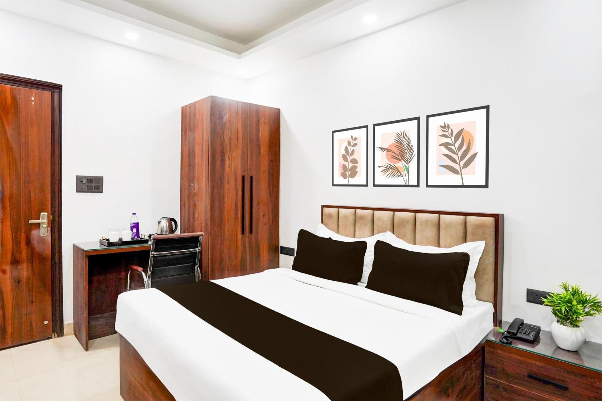 Hotel Super Collection O 63 A Noida Zewnętrze zdjęcie